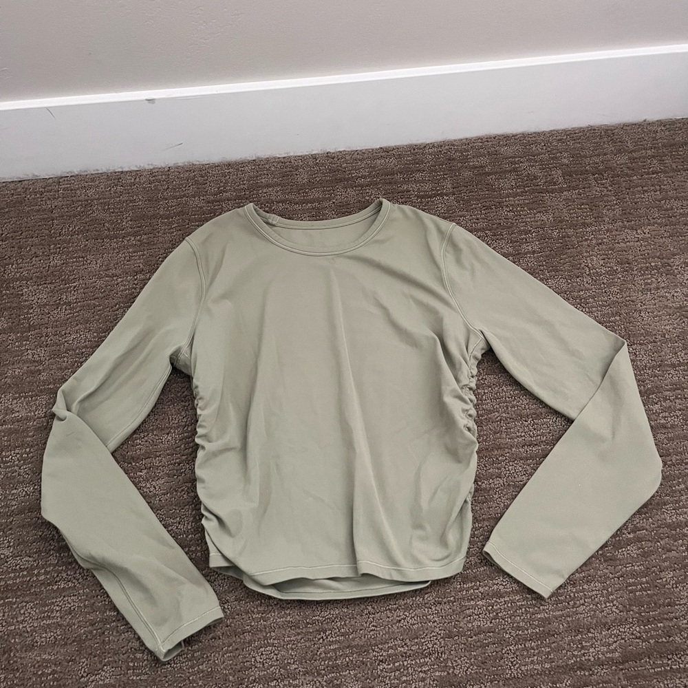 green lulu top